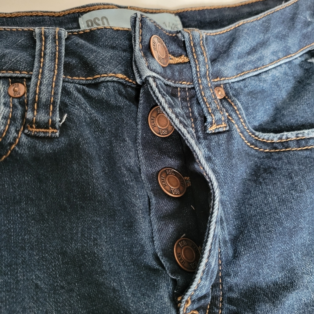 RSQ Womens Mid Rise Button Fly Denim Shorts Size 25 - Picture 4 of 7
